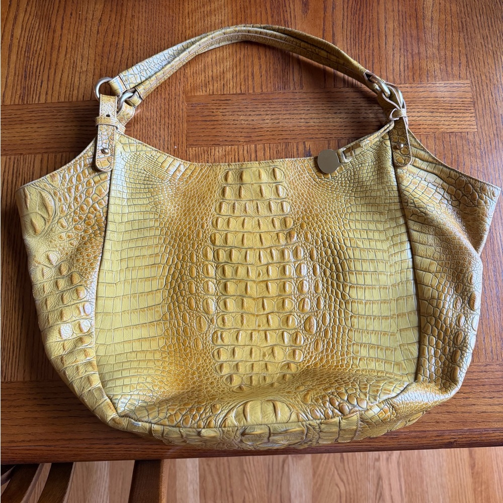 Brahmin XL tote : Yellow Croc-Embossed Shoulder Bag with Top Handle